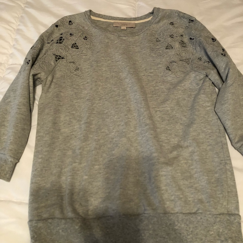 Grey sweater
